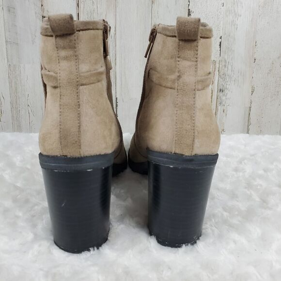 Jaclyn Smith Rubi Chunky Ankle Boots Taupe Size 9 - Picture 6 of 10